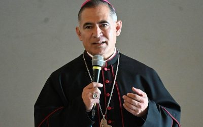 Mons. Carlos Enrique presenta su Primera Carta Pastoral al presbiterio de Texcoco